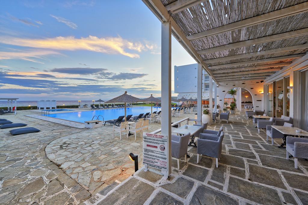 Tinos Beach Hotel Exterior foto